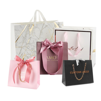 Recyclable Luxury Matt Black Gold Laminated Branded Cut Patch Handle Retail Gift Jewelry Paper Shopping Bags With Custom Printed Logo